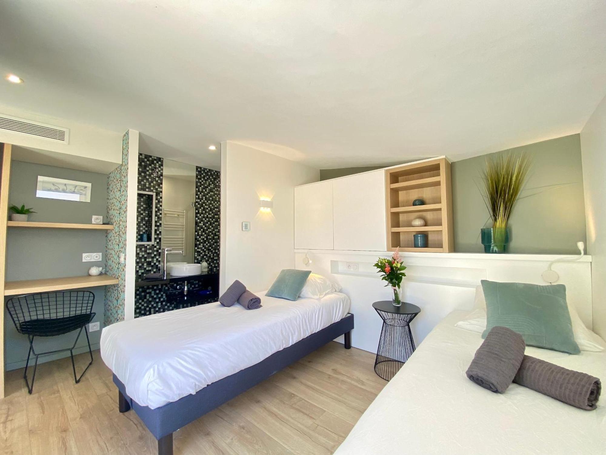 Luxury "Les Toits Du Soleil" - Magnifique Appartement Avec Terrasses Et Jacuzzi - Centre De Cannes - By Scls Locations Eksteriør bilde